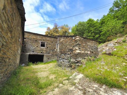 Venta - Villanueva de Oscos - Ref: C1